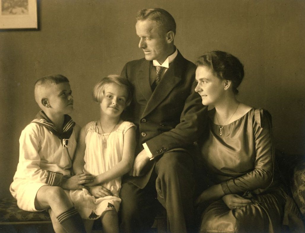 1926 mit Familie